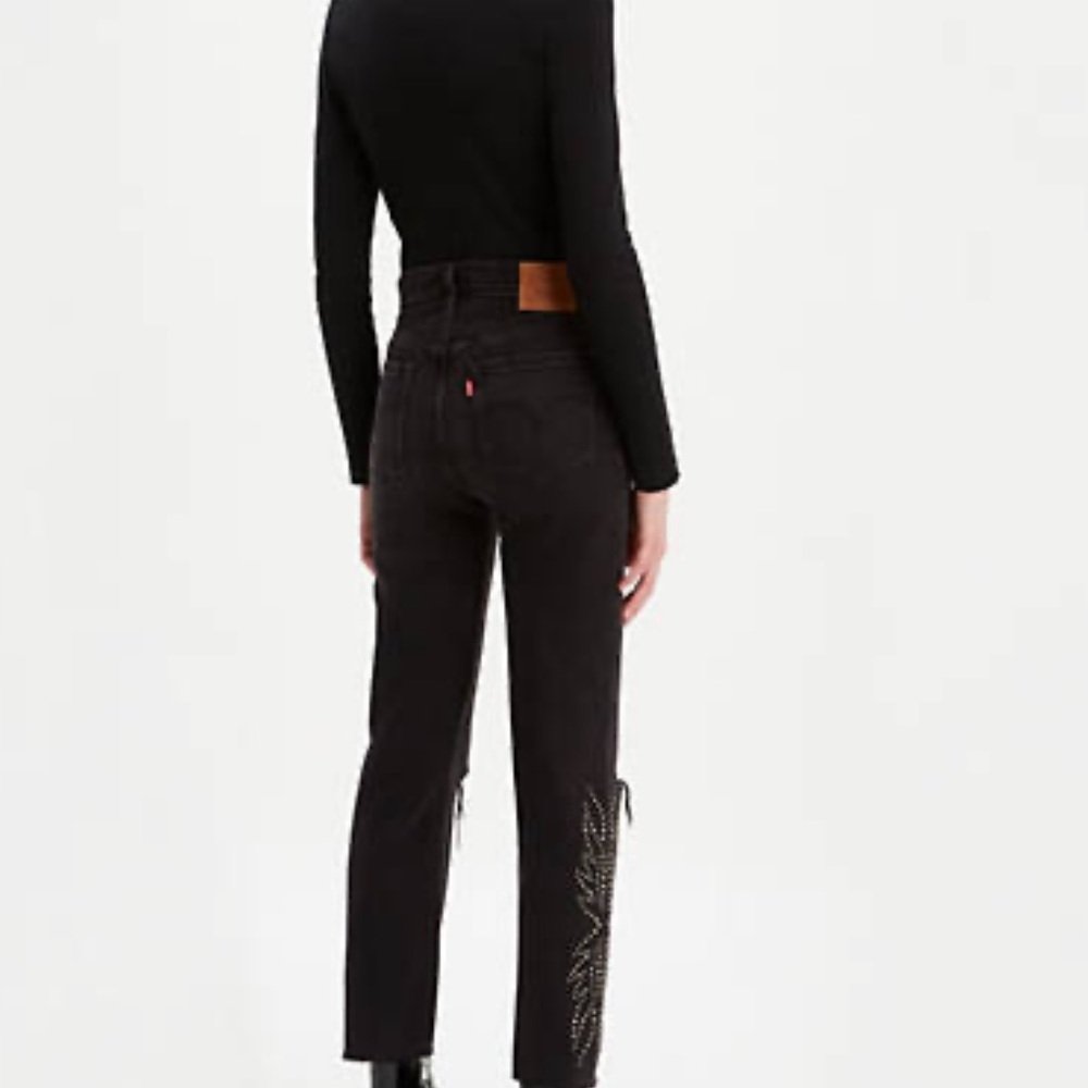 NWT 501® Original Studded Cropped Women'…